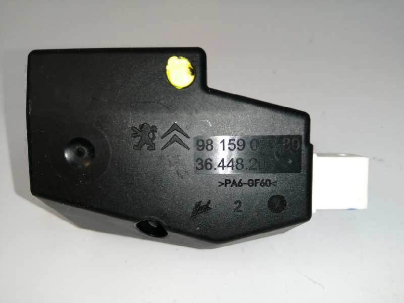 Recambio de antirrobo para citroën c4 grand picasso 1.6 thp referencia OEM IAM 9815905380 BLOQUEO ELECTRICO 
