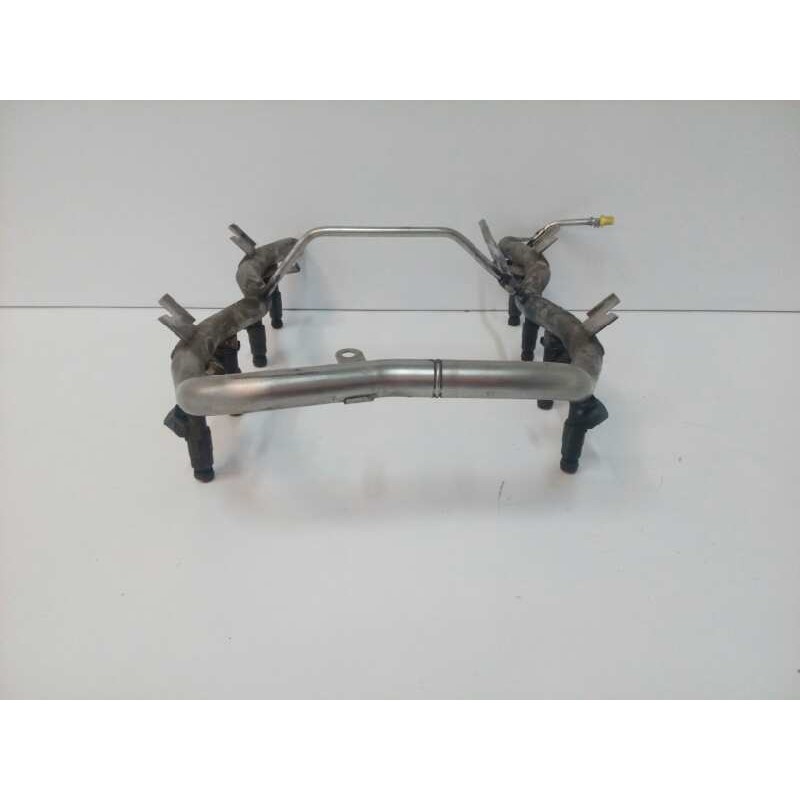 Recambio de rampa inyectora para bmw serie 5 berlina (e39) 535i referencia OEM IAM 1432530  