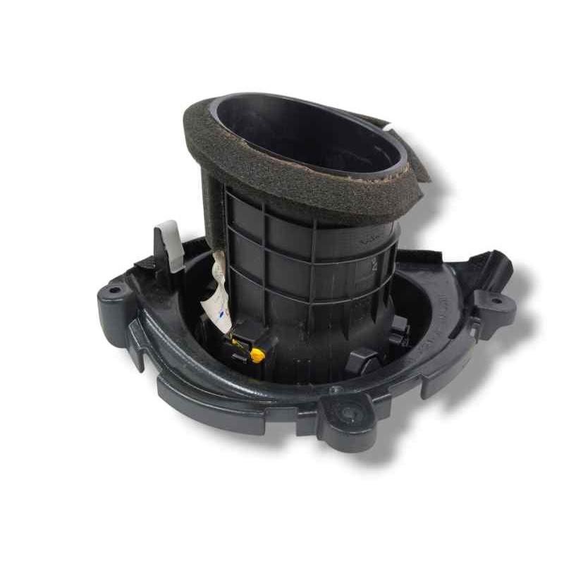 REJILLA AIREADORA LADO DERECHO