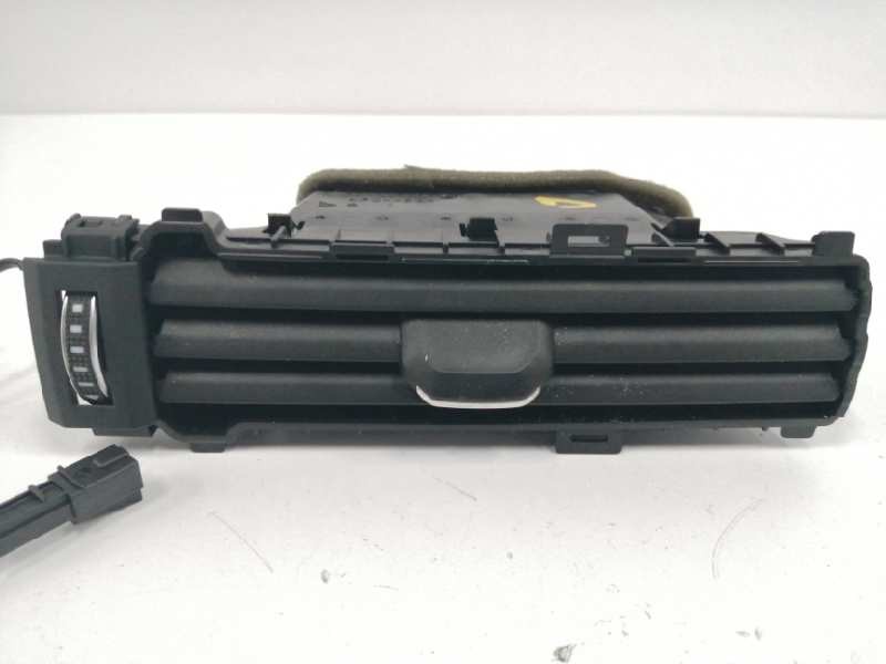 Recambio de rejilla aireadora para audi a4 avant (8w5) sport edition quattro referencia OEM IAM  LADO DERECHO 