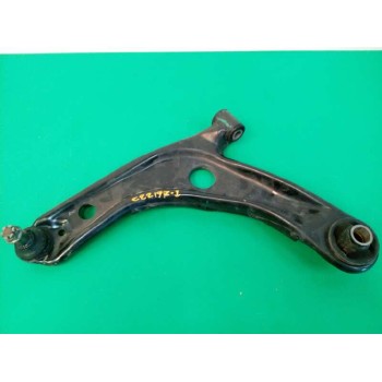 Recambio de brazo suspension inferior delantero izquierdo para toyota yaris (_p13_) 1.0 (ksp130_) referencia OEM IAM   