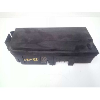CAJA RELES / FUSIBLES 13112918 519038004 