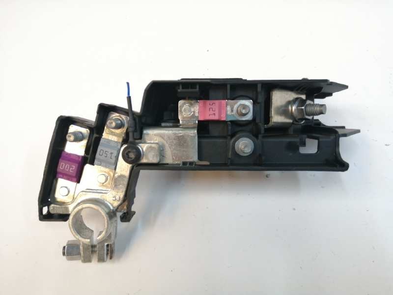 Recambio de caja reles / fusibles para audi a4 avant (8w5) sport edition quattro referencia OEM IAM 8W0915459E Recambio de caja reles / fusibles para audi a4 avant (8w5) sport edition quattro referencia OEM IAM 8W0915459E