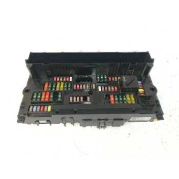 CAJA RELES / FUSIBLES 9252816 ENCHUFE ROTO 