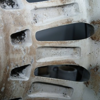 Recambio de llanta para ford mondeo iii sedán (b4y) 2.0 16v tddi / tdci referencia OEM IAM 7M5JDA 7X16H2 ET50 5H 5X108