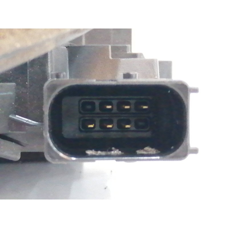 CERRADURA PUERTA DELANTERA DERECHA 977713101