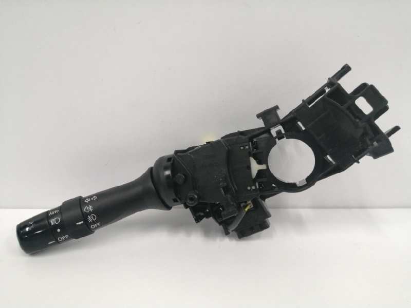 Recambio de mando luces para lexus rx 3.3 v6 24v cat referencia OEM IAM 3031017F192 Recambio de mando luces para lexus rx 3.3 v6 24v cat referencia OEM IAM 3031017F192