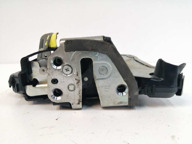 Recambio de cerradura puerta delantera izquierda para lexus rx 3.3 v6 24v cat referencia OEM IAM 7H3107  