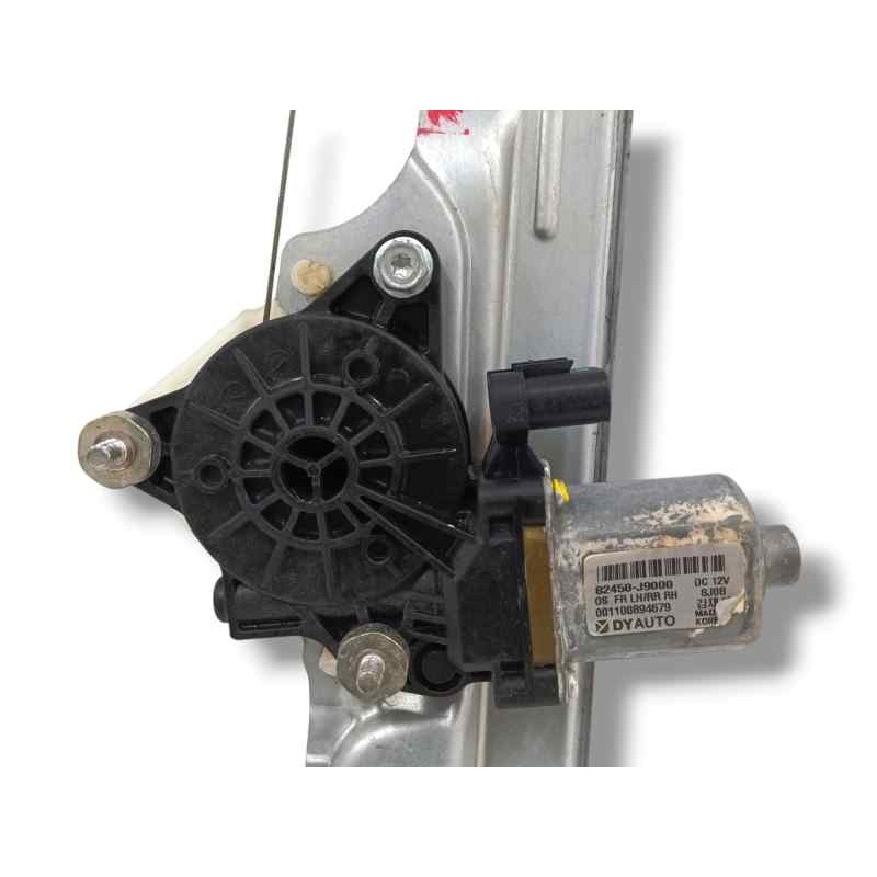 ELEVALUNAS TRASERO DERECHO 82450J9000