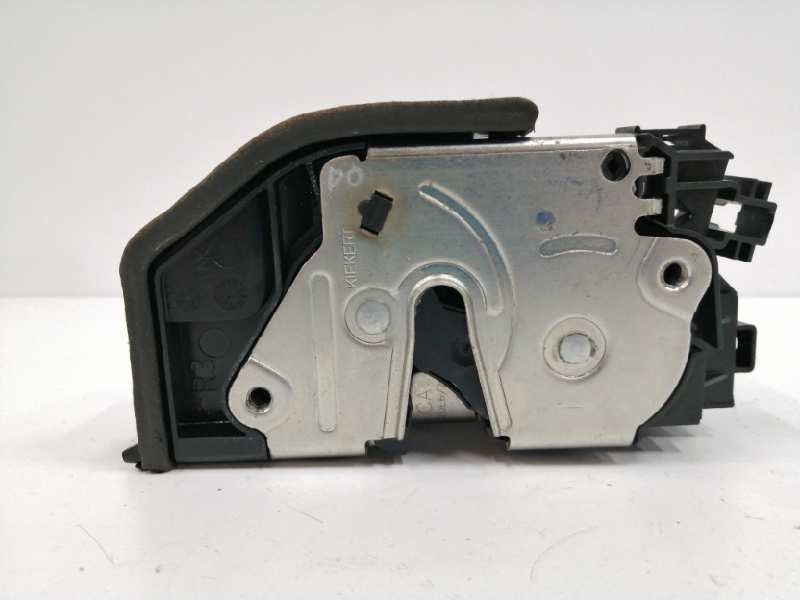 Recambio de cerradura puerta trasera derecha para bmw serie 5 berlina (e60) 2.0 16v diesel referencia OEM IAM 7167076  