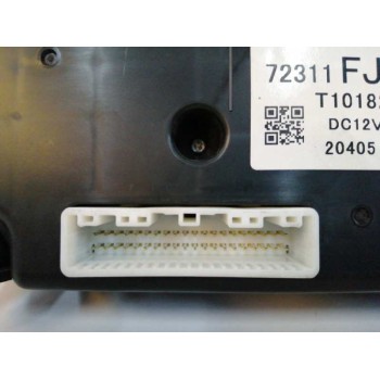 Recambio de mando climatizador para subaru xv 2.0 cat referencia OEM IAM 72311FJ040  