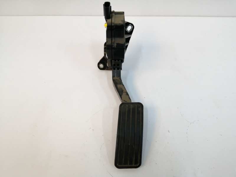 Recambio de potenciometro pedal para subaru xv 2.0 cat referencia OEM IAM 36010FJ010  