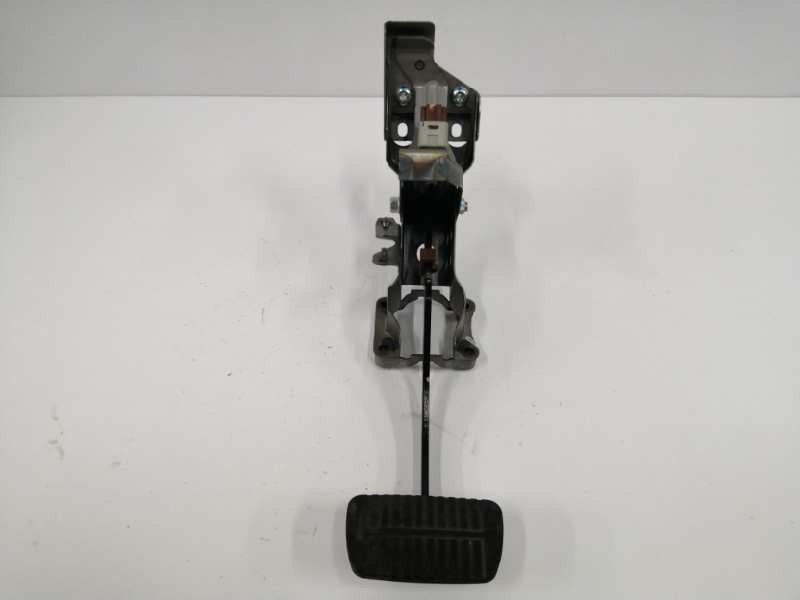 Recambio de pedal freno para subaru xv 2.0 cat referencia OEM IAM 36012FJ080  