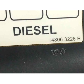 Recambio de tapa exterior combustible para renault trafic furgón 2.0 dci diesel energy referencia OEM IAM 788284942R 148063226R 