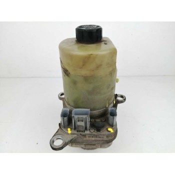 Recambio de bomba direccion para ford focus berlina (cap) 1.8 tdci turbodiesel cat referencia OEM IAM 4M513K514BD  