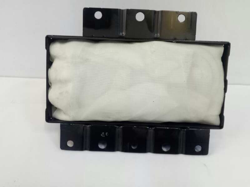 Recambio de airbag delantero derecho para kia cee´d active referencia OEM IAM 845401HXXX  