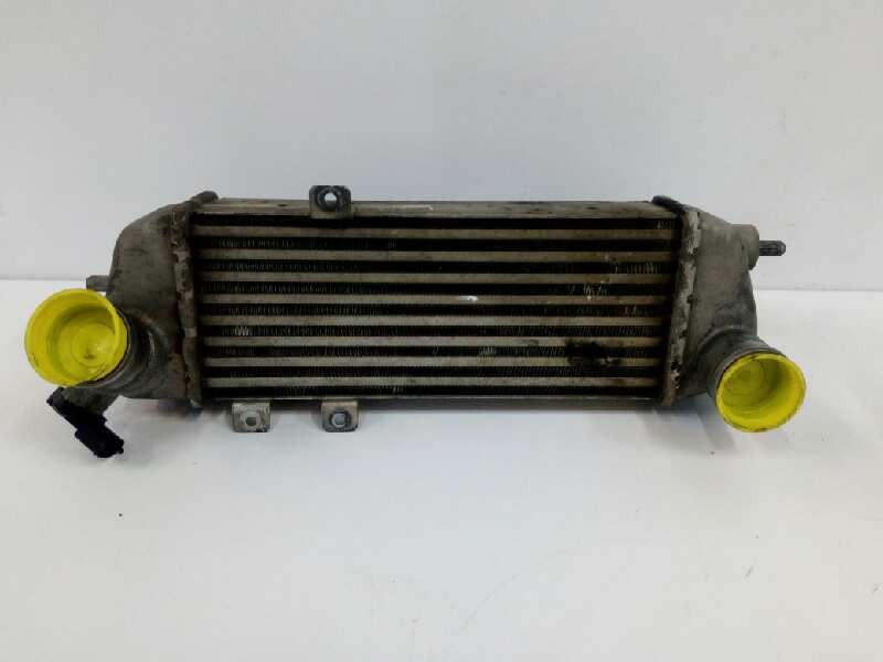 Recambio de intercooler para kia cee´d active referencia OEM IAM 282702A610  