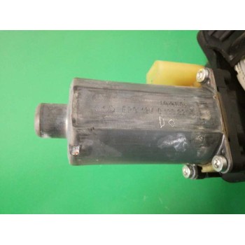 Recambio de elevalunas delantero derecho para ford fusion (cbk) style referencia OEM IAM FUNDA 0130821939 CARIBE FUNDA