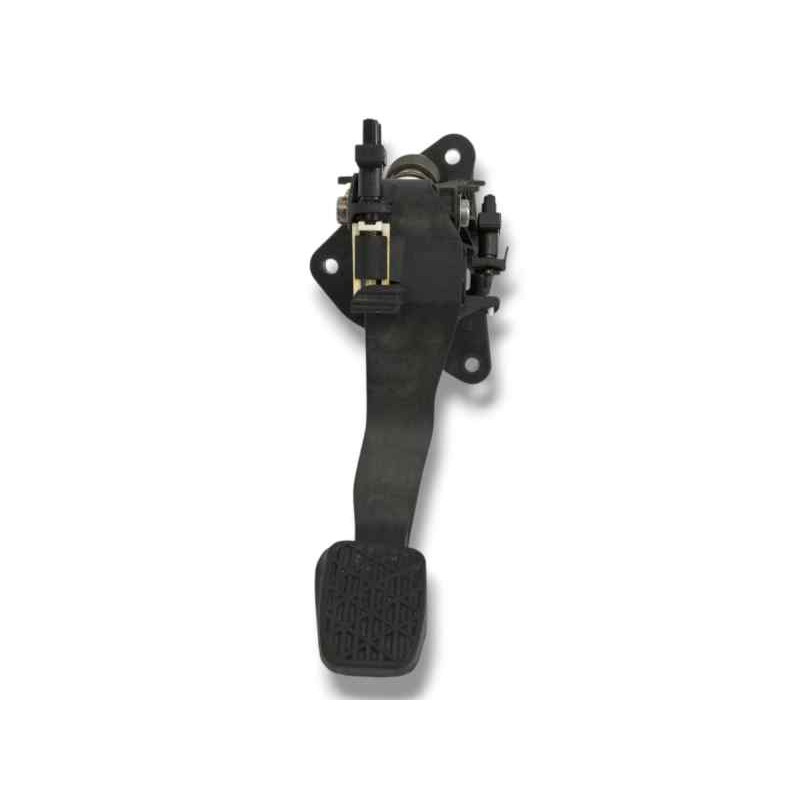 Recambio de pedal embrague para mercedes-benz clase gla (x156) gla 200 cdi / d (156.908) referencia OEM IAM A2462900419 A2462906