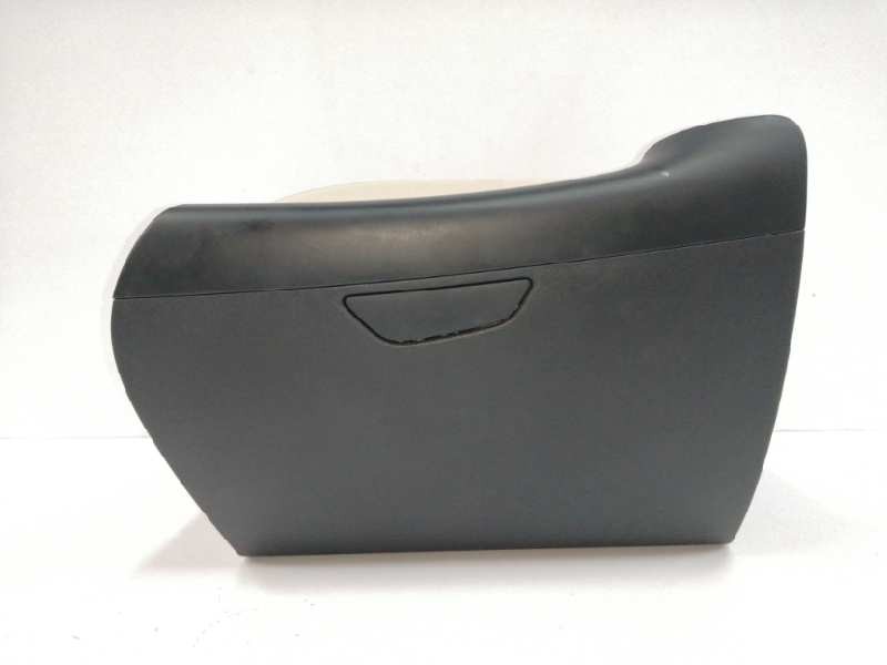 Recambio de guantera para renault captur 0.9 energy referencia OEM IAM 685003033F  