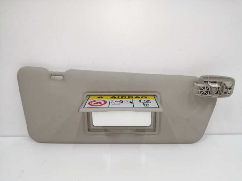 Recambio de parasol derecho para renault captur 0.9 energy referencia OEM IAM 964003555R  