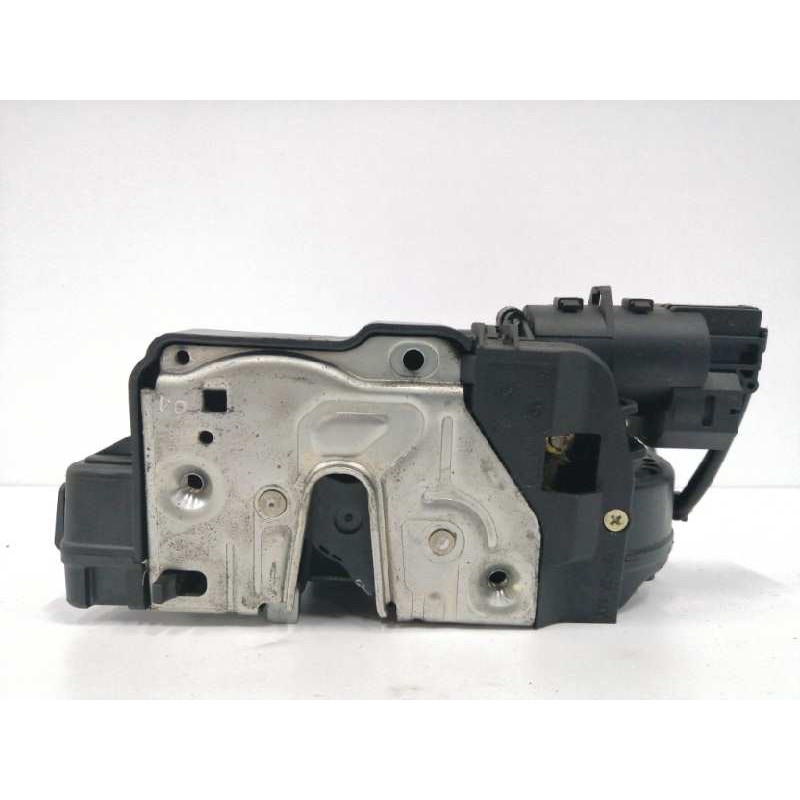 Recambio de cerradura puerta trasera derecha para mercedes-benz clase e (w211) berlina e 500 (211.070) referencia OEM IAM 211730