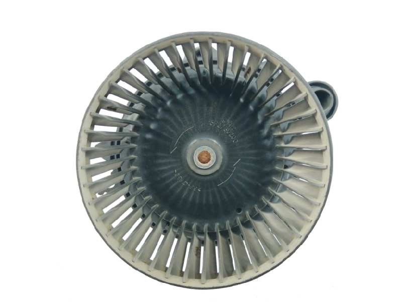 Recambio de motor calefaccion para renault captur 0.9 energy referencia OEM IAM 5P3730000 Recambio de motor calefaccion para renault captur 0.9 energy referencia OEM IAM 5P3730000