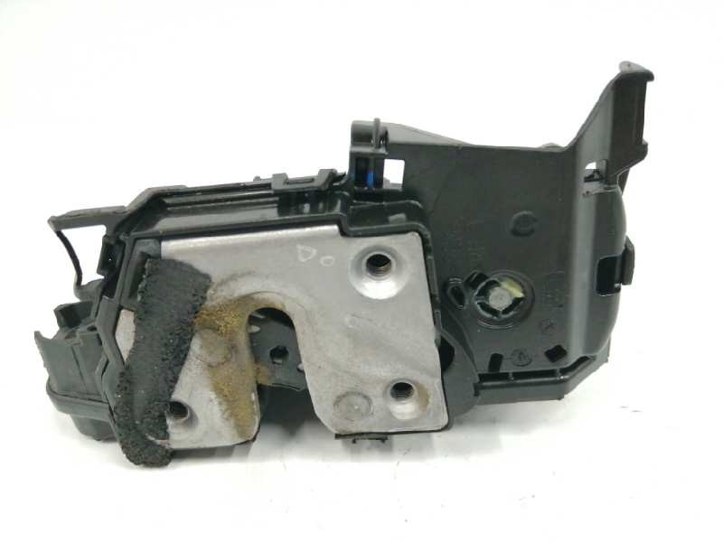 Recambio de cerradura puerta trasera derecha para renault captur 0.9 energy referencia OEM IAM 805027072R  