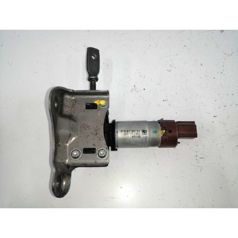 NO IDENTIFICADO MOTOR DE ASIENTO DELANTERO IZQUIERDO