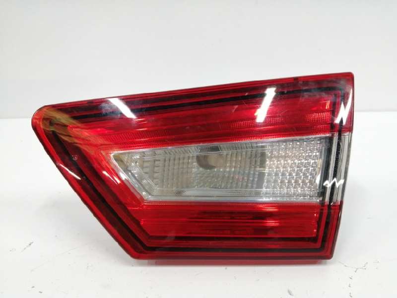Recambio de piloto trasero derecho interior para renault clio iv 1.5 dci diesel fap referencia OEM IAM 265505796R Recambio de piloto trasero derecho interior para renault clio iv 1.5 dci diesel fap referencia OEM IAM 265505796R