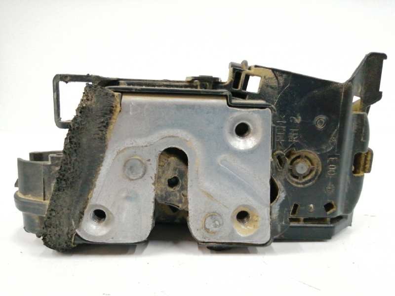 Recambio de cerradura puerta delantera derecha para renault clio iv 1.5 dci diesel fap referencia OEM IAM 805024563R  