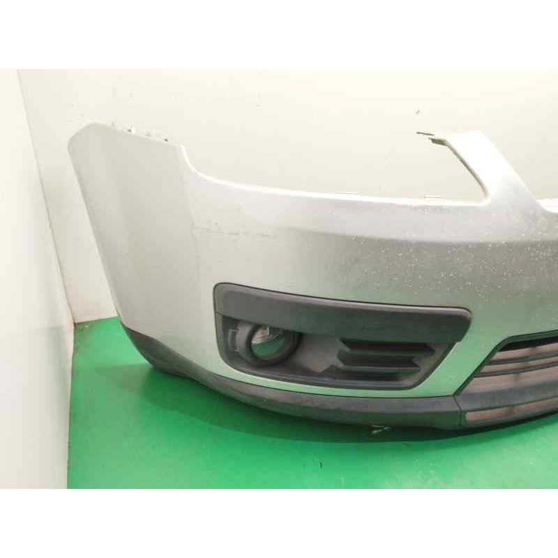 PARAGOLPES DELANTERO