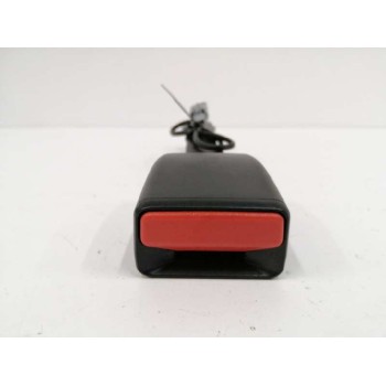 Recambio de enganche cinturon izquierdo para renault captur 0.9 energy referencia OEM IAM 878117659R DELANTERO 