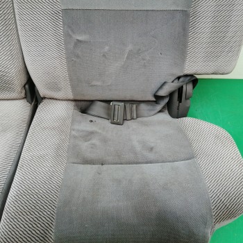 Recambio de asientos traseros para ford maverick (ml) básico referencia OEM IAM  OBSERVAR FOTOS 