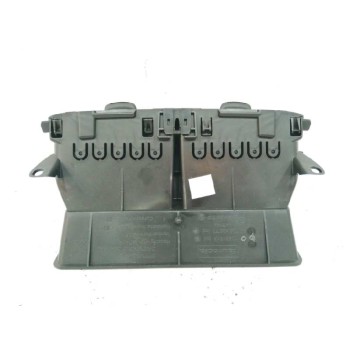 Recambio de rejilla aireadora para peugeot 208 1.2 12v vti referencia OEM IAM 9672848677 CENTRAL 