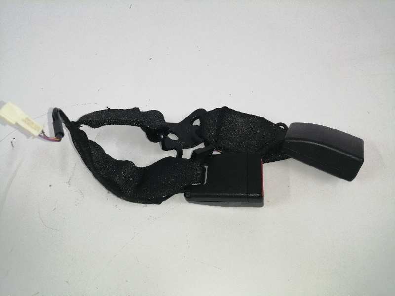 Recambio de enganche cinturon central para bmw serie 3 lim. (f30) 316d referencia OEM IAM  TRASERO 