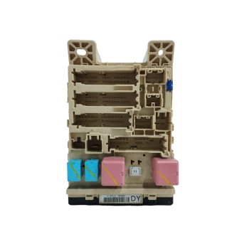 Recambio de caja reles / fusibles para lexus rx 3.3 v6 24v cat referencia OEM IAM   