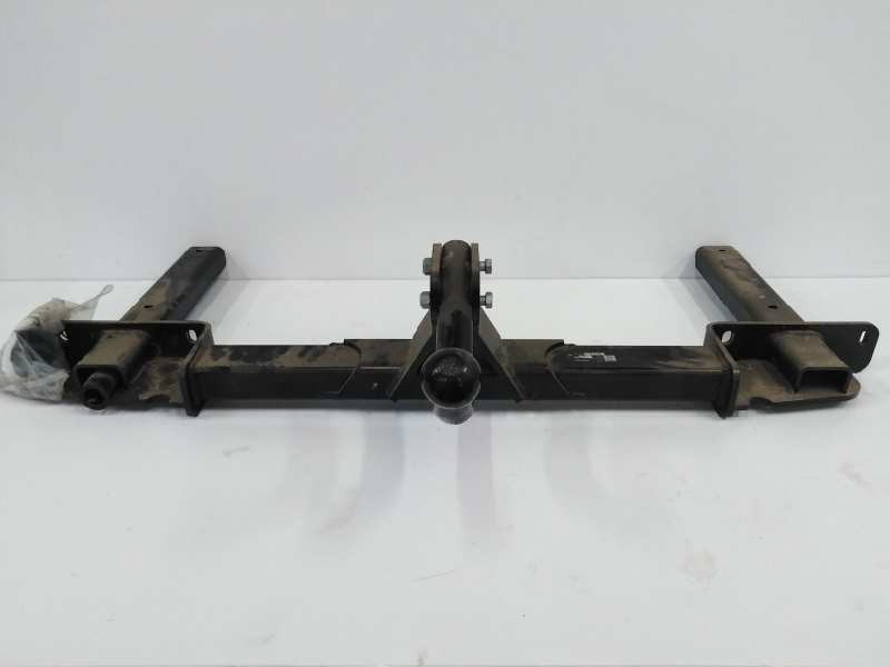 Recambio de enganche remolque para chevrolet cruze ls referencia OEM IAM   