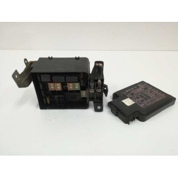 CAJA RELES / FUSIBLES 