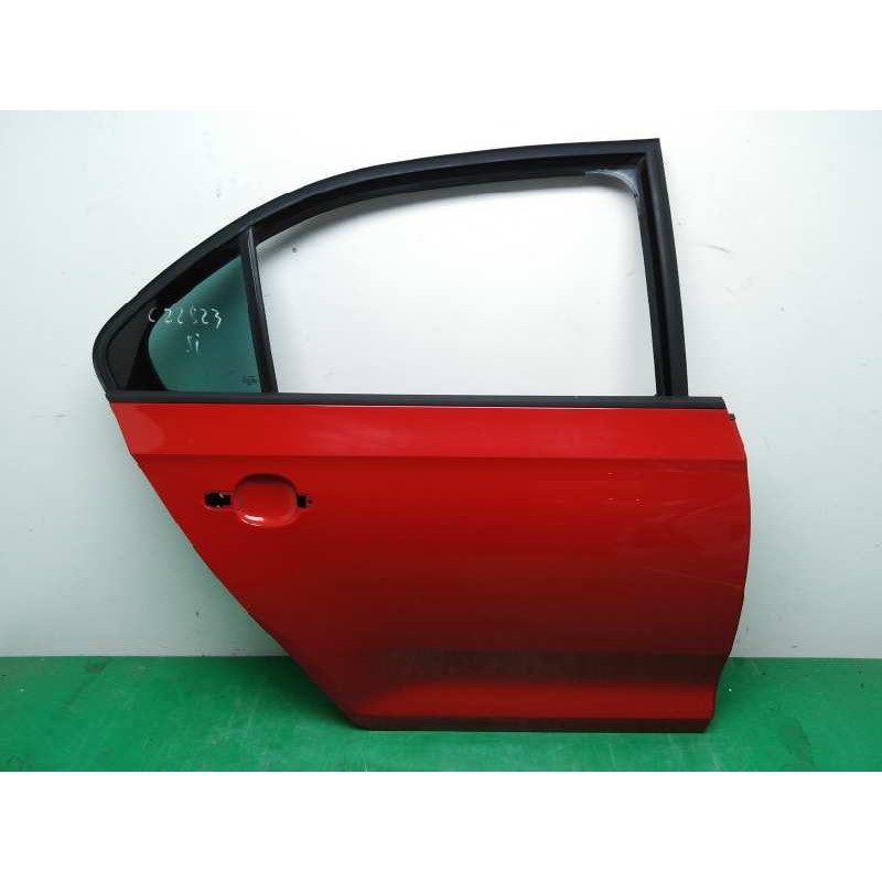 Recambio de puerta trasera derecha para seat toledo (kg3) 1.4 tdi referencia OEM IAM 5JA833052C  