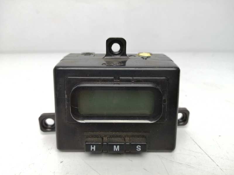 Recambio de pantalla multifuncion para ssangyong actyon 2.0 td cat referencia OEM IAM 8111031000  