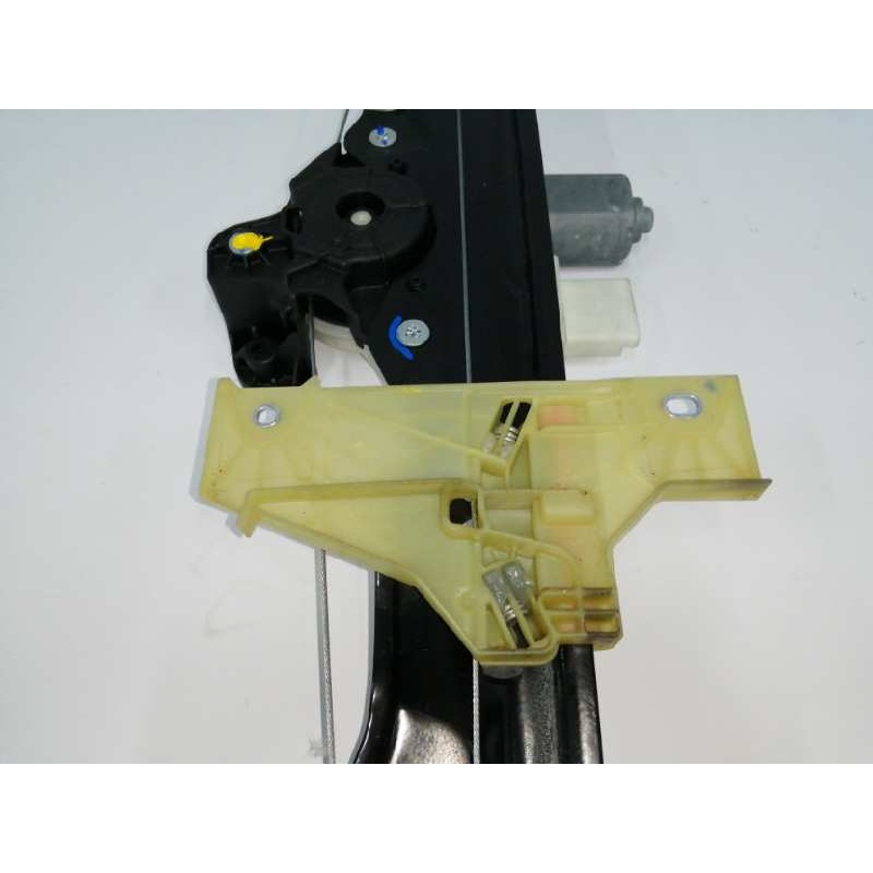 ELEVALUNAS TRASERO IZQUIERDO 9825709980