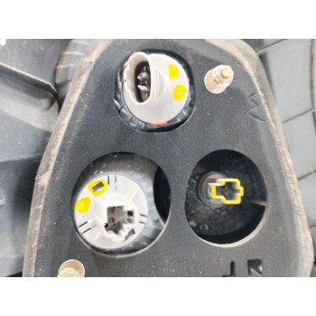 Recambio de piloto trasero derecho para honda civic berlina 3 (ep1/2) 1.6 vtec cat (d 16 v 1) referencia OEM IAM   