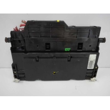 Recambio de caja reles / fusibles para bmw serie 3 berlina (e46) 3.0 24v turbodiesel cat referencia OEM IAM 8387153  