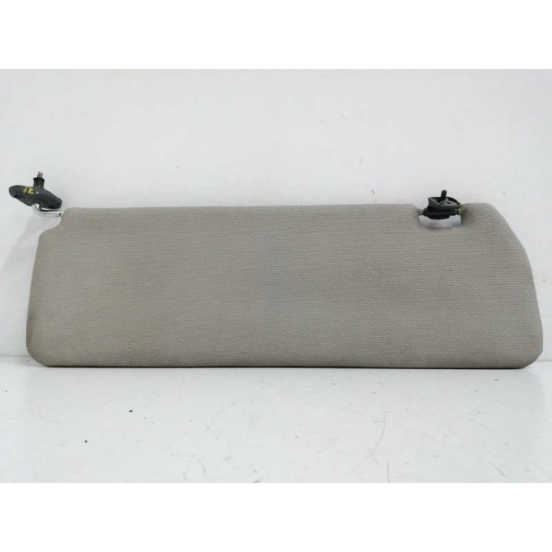 Recambio de parasol izquierdo para nissan cabstar 01.04  3.0 diesel referencia OEM IAM   
