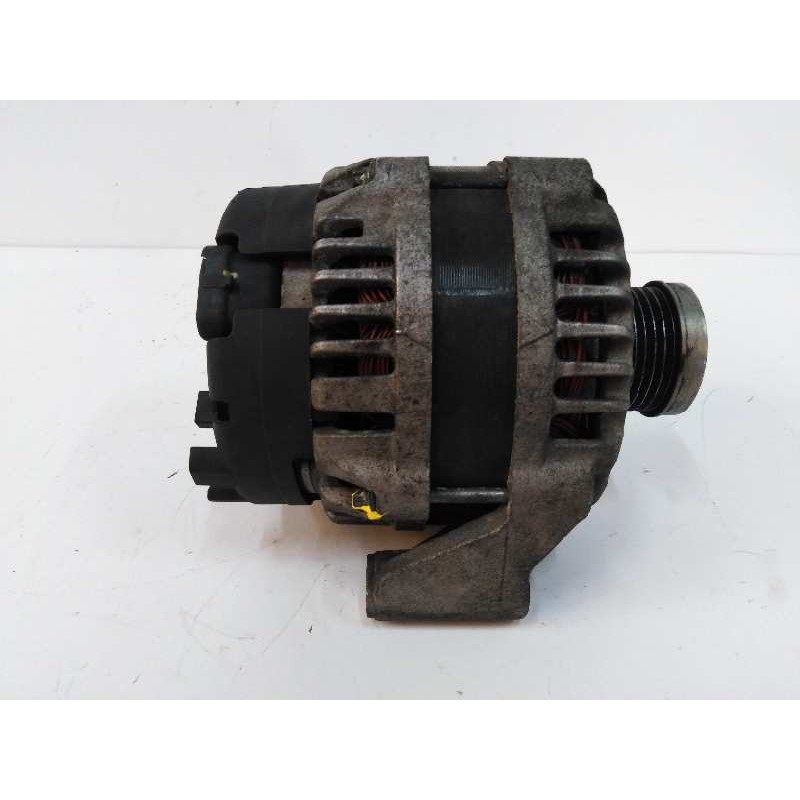 Recambio de alternador para ssangyong actyon 2.0 td cat referencia OEM IAM A6641540102 115A 