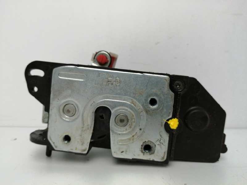 Recambio de cerradura puerta trasera izquierda para ssangyong actyon 2.0 td cat referencia OEM IAM 7131009003  