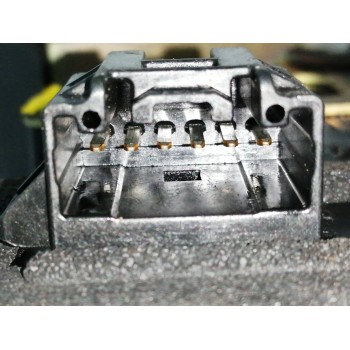 Recambio de cerradura puerta trasera izquierda para mazda 2 berlina (dy) 1.6 cat referencia OEM IAM A95A97L  