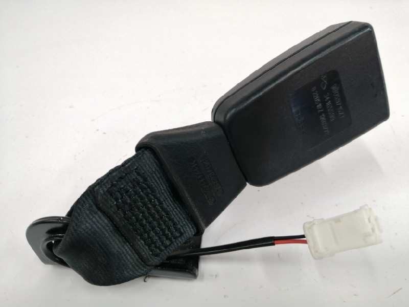 Recambio de enganche cinturon izquierdo para citroën c4 cactus 1.5 blue-hdi fap referencia OEM IAM  TRASERO 