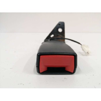 Recambio de enganche cinturon izquierdo para citroën c4 cactus 1.5 blue-hdi fap referencia OEM IAM  TRASERO 